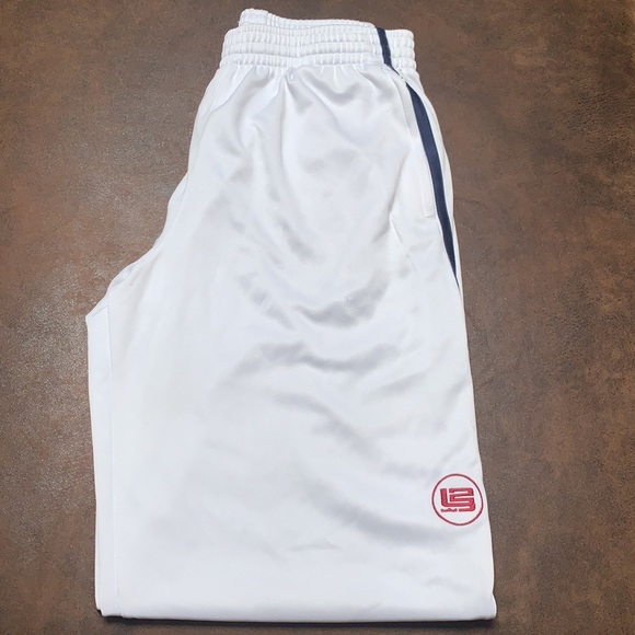 Nike Size LG Lebron relaxed sweatpants. - Picture 2 of 9